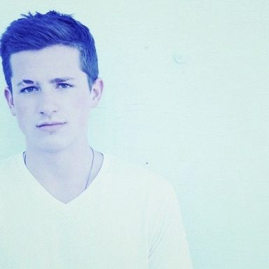 Charlie Puth photo 34