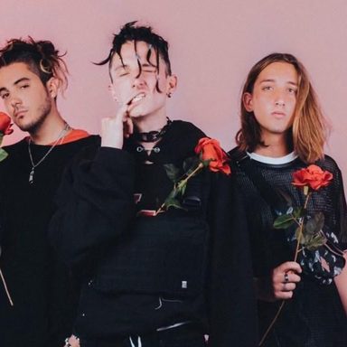 Chase Atlantic photo 10