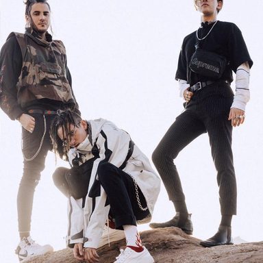 Chase Atlantic photo 13