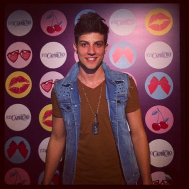 Chay Suede photo 35
