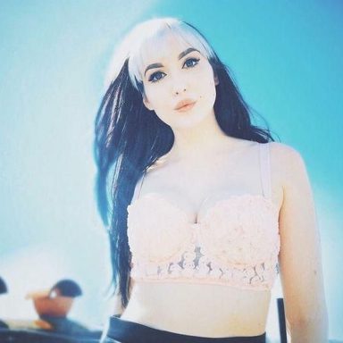 Chløë Black