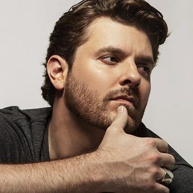 Chris Young photo 17