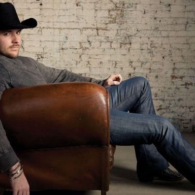 Chris Young photo 12