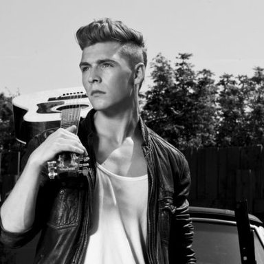 Christopher photo 14