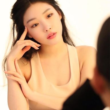 CHUNG HA photo 19