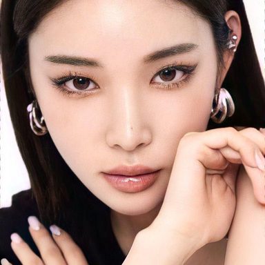 CHUNG HA photo 29