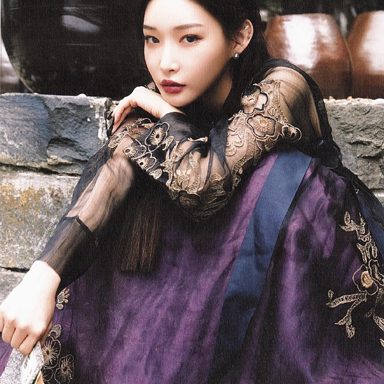 CHUNG HA photo 15