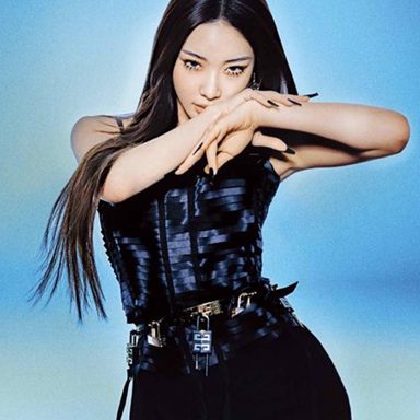 CHUNG HA photo 20