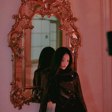 CHUNG HA photo 27