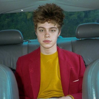 Christian Leave photo 11