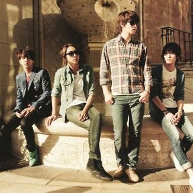 CNBLUE photo 12