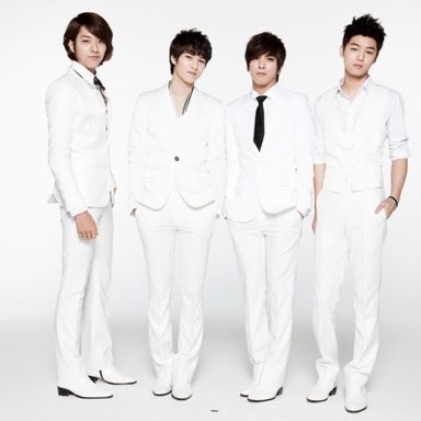 CNBLUE photo 26