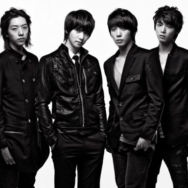 CNBLUE photo 15