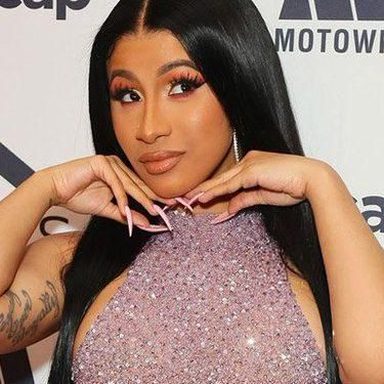 Cardi B photo 19