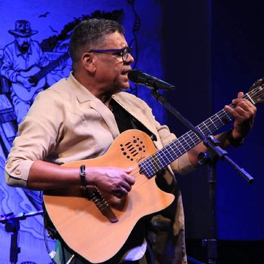 Carlos Villela