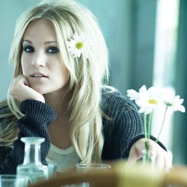 Carrie Underwood photo 60