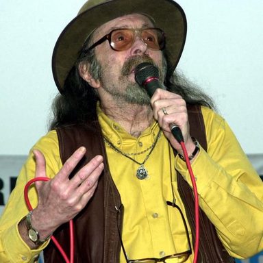 Cem Karaca