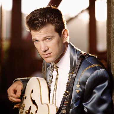 Chris Isaak photo 13