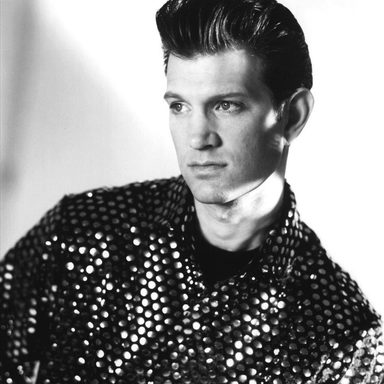 Chris Isaak photo 15