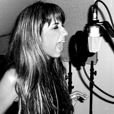 Deborah Coelho photo 12