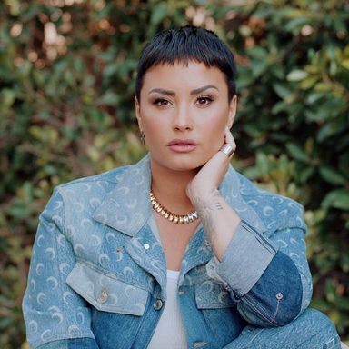 Demi Lovato photo 48