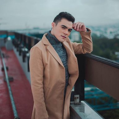 Dennis Arana