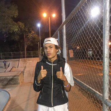 Dexter Almada