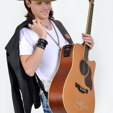 Dhonatan Coelho photo 37
