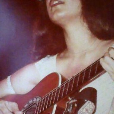 Diana Pequeno photo 10