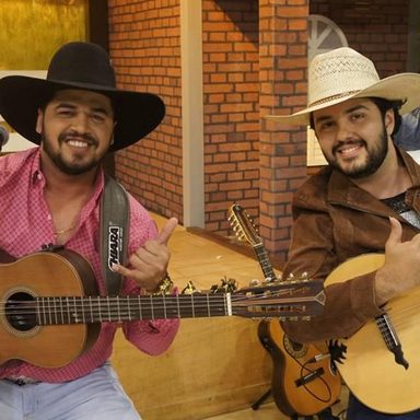 Os Dois Violeiros