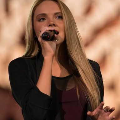 Danielle Bradbery