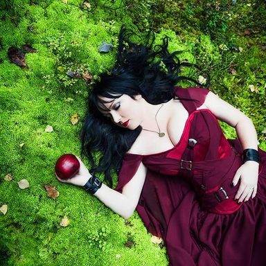 Dark Sarah photo 15