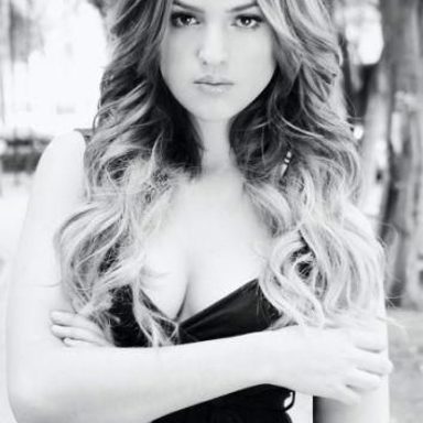 Eiza