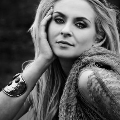 Eivor Palsdottir photo 13