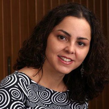 Elaine Cristina