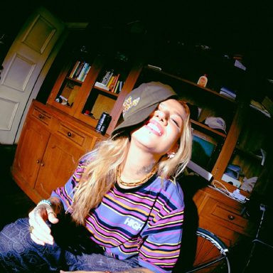Elana Dara photo 10