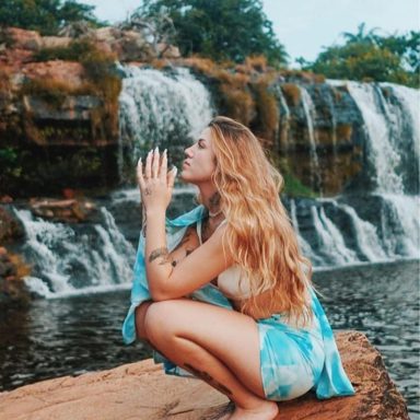 Elana Dara photo 19