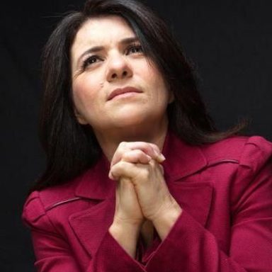 Eliã Oliveira
