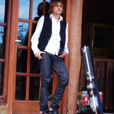 Eliah Oliver photo 10
