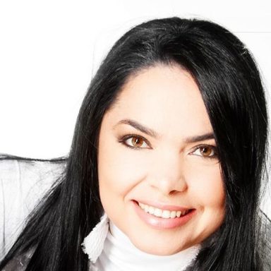 Eliane Silva photo 13