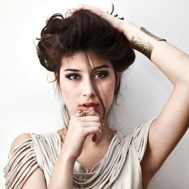 Elif Demirezer