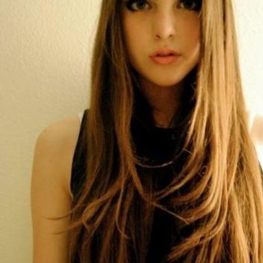 Elizabeth Gillies photo 14