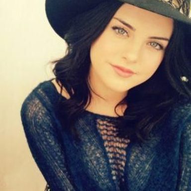 Elizabeth Gillies