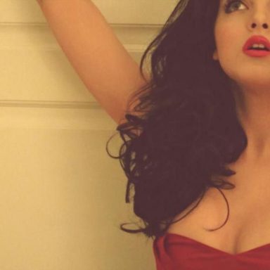 Elizabeth Gillies