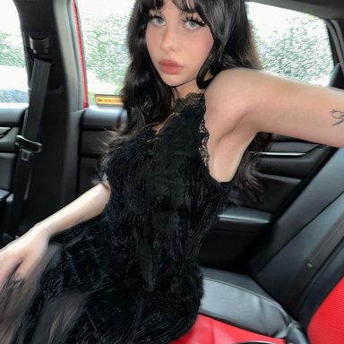 ellise photo 14