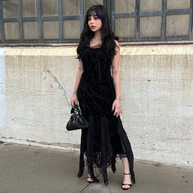 ellise photo 15