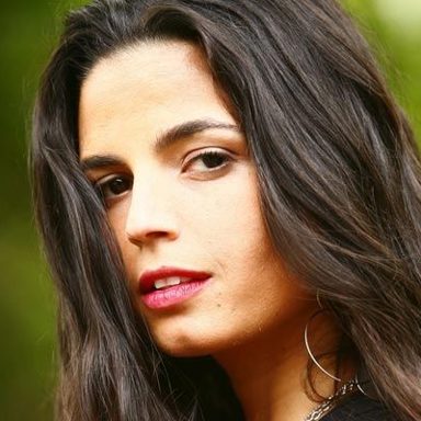 Emanuelle Araújo