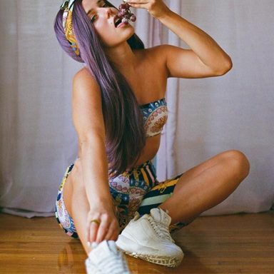 Emily Vaughn photo 20