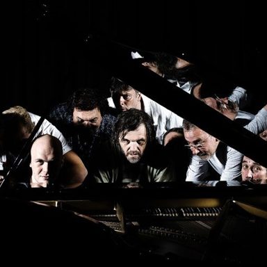 Emir Kusturica & The No Smoking Orchestra