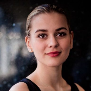 Emmelie de Forest photo 13